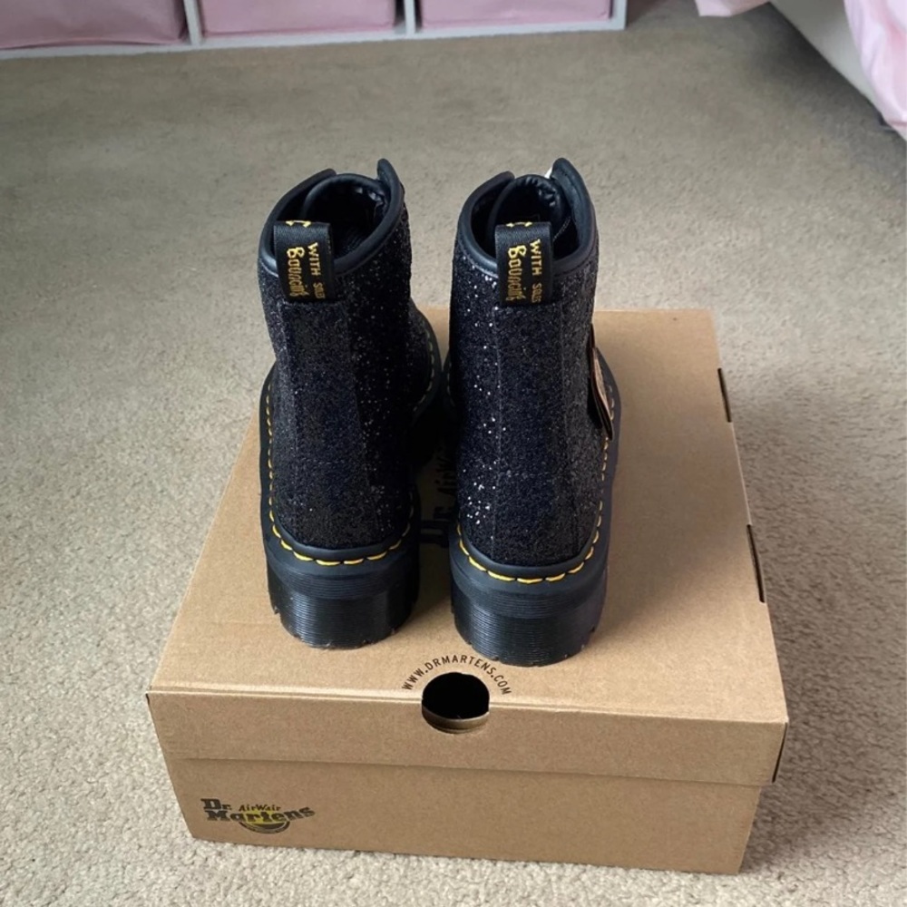 NWT Dr. Martens Molly Glitter - Picture 4 of 11